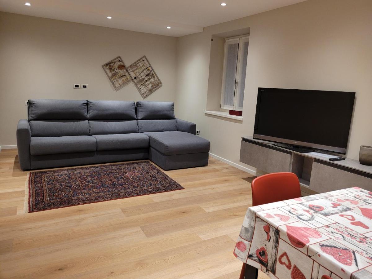 Casa Vacanze Paola Romeno 外观 照片